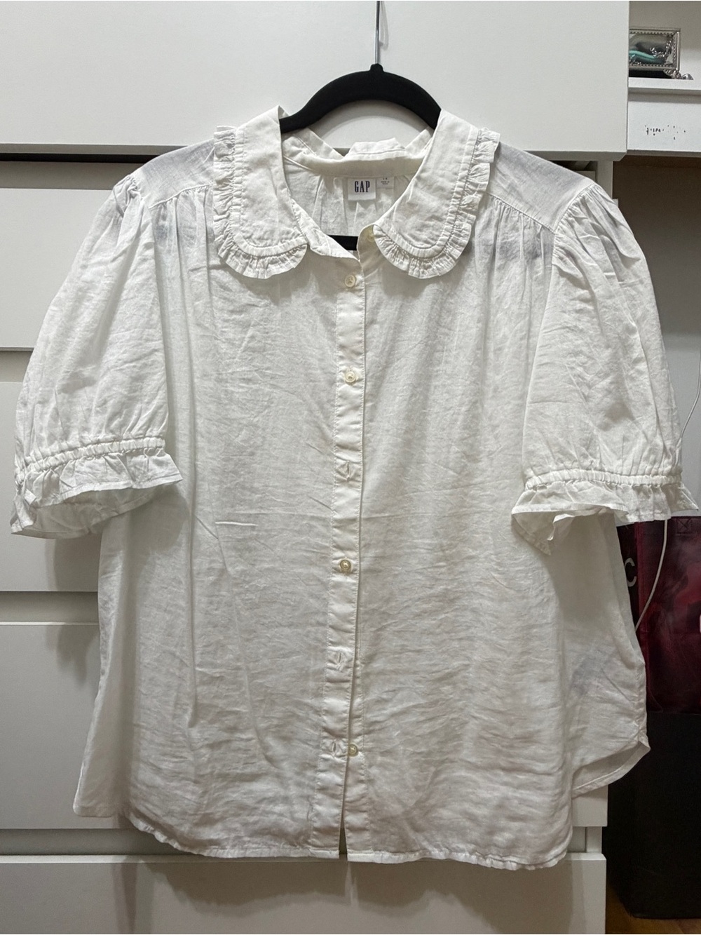 Gap Button Up Shirt